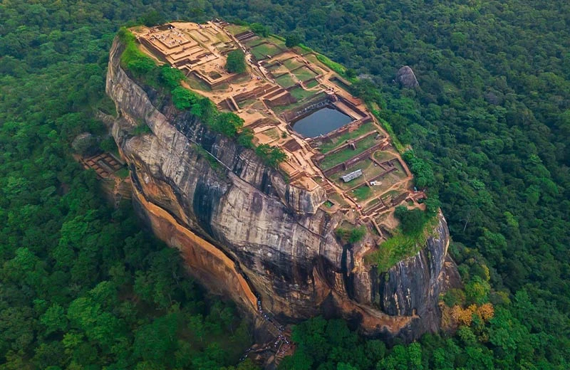 Sigiriya: The Ultimate Guide to Sri Lanka's Ancient Rock Fortress - Lion Rock Wonder